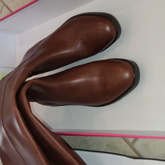 NWT Vince Camuto Boots - Picture 14 of 15